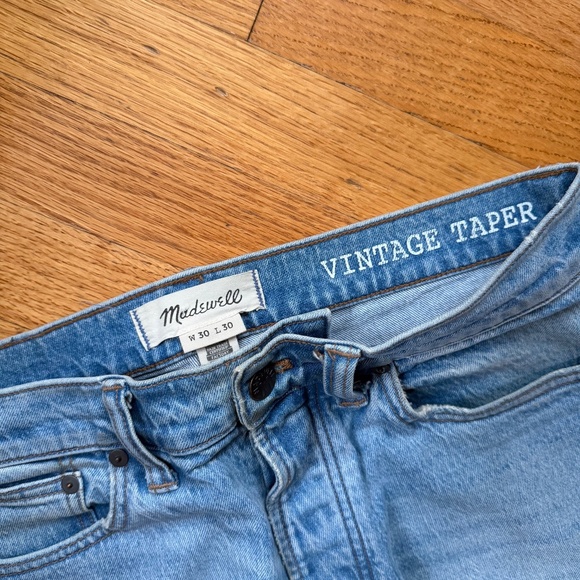 Madewell Vintage Taper Jeans in Becklow Wash - Picture 3 of 6